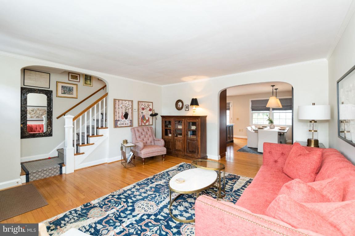 39 Regester Avenue Baltimore, MD 21212 - Photo 7 of 37