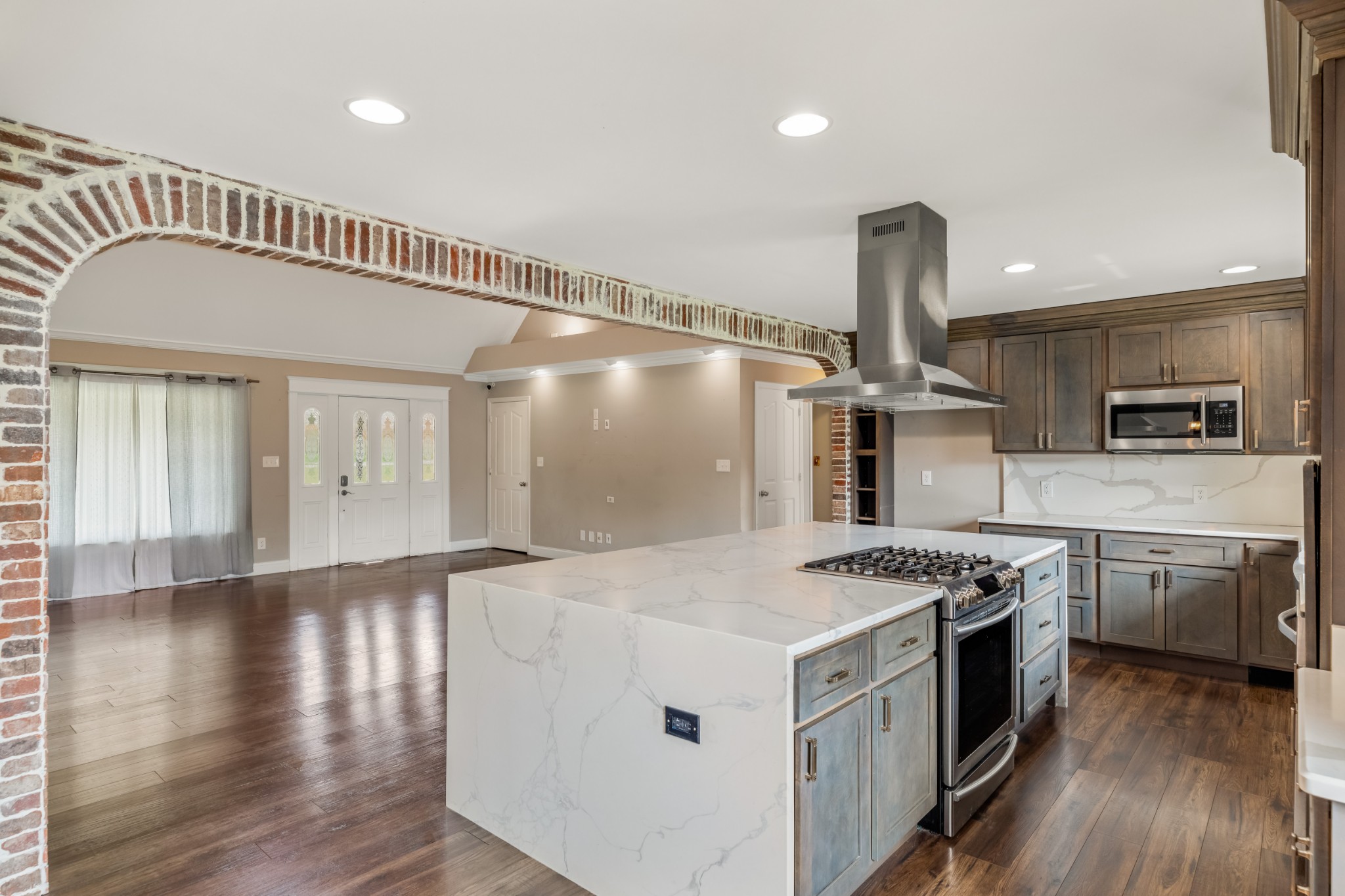 340 Double Log Cabin Road Lebanon, TN 37087 - Photo 14 of 50 a kitchen that has a lot of cabinets in it