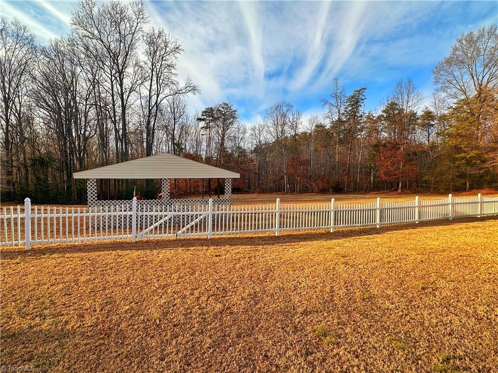 2924 Swallow Road Reidsville, NC 27320 - Photo 32 of 34