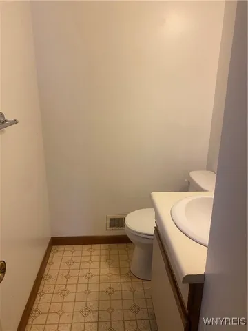 $1,400 | 4623 Chestnut Ridge Road, Unit B, Amherst, NY 14228