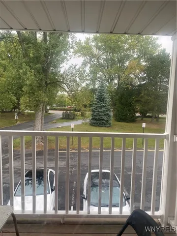 $1,400 | 4623 Chestnut Ridge Road, Unit B, Amherst, NY 14228