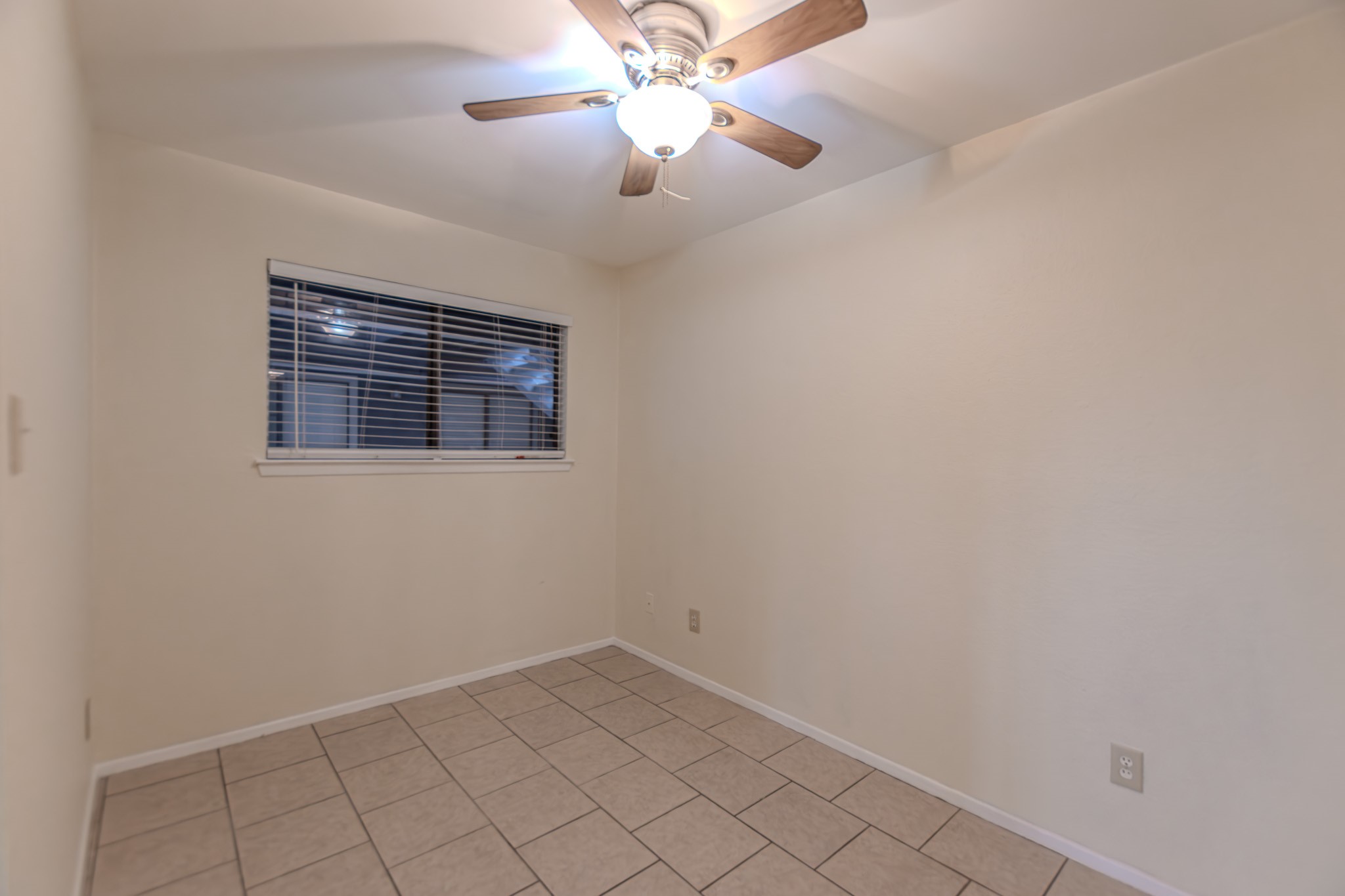 2500 Burleson Road, Unit 601 Austin, TX 78741 - Photo 9 of 20 a view of an empty room with a window