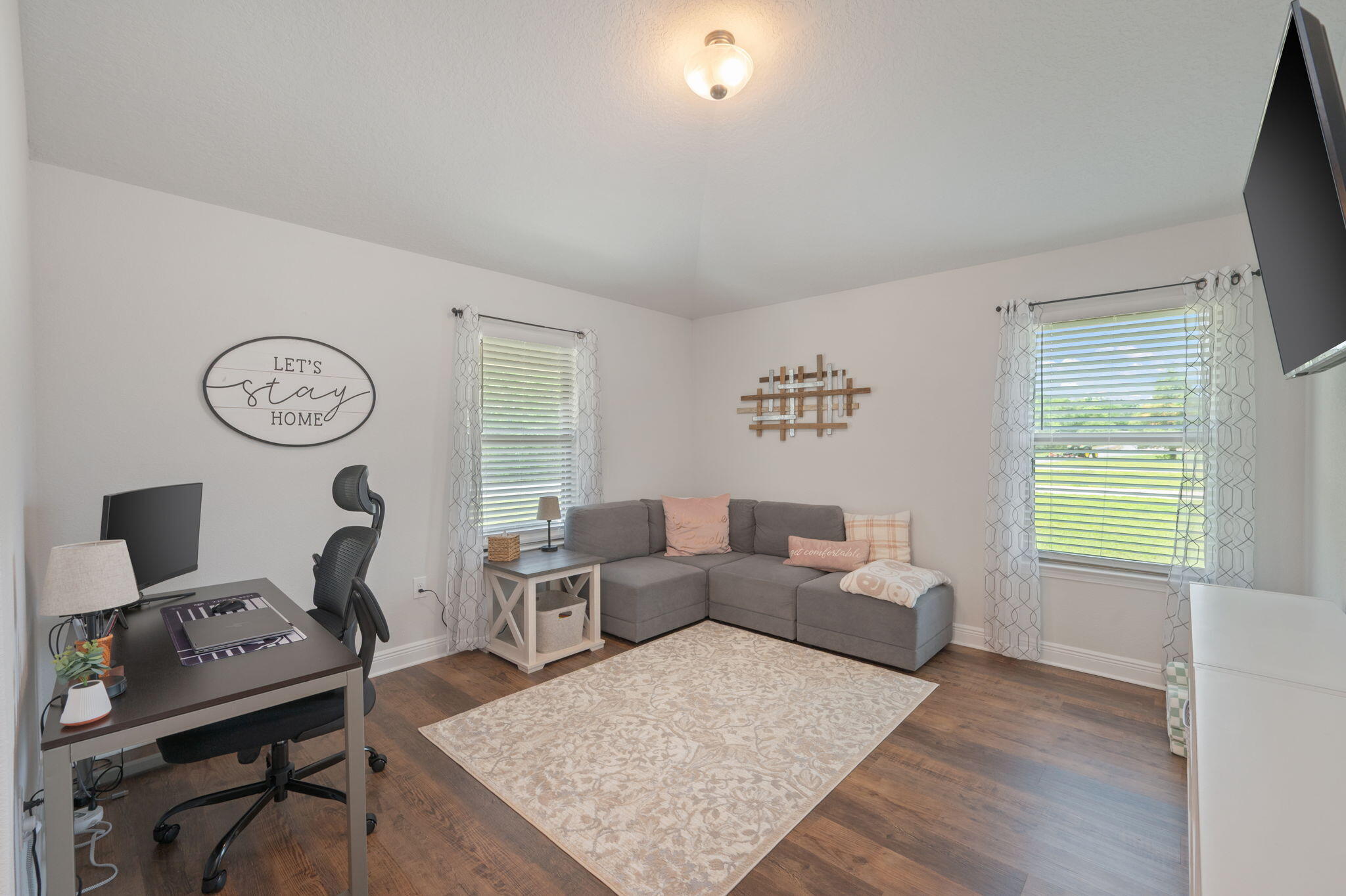 5488 South A Jones Road Milton, FL 32583 - Photo 14 of 51 Office area