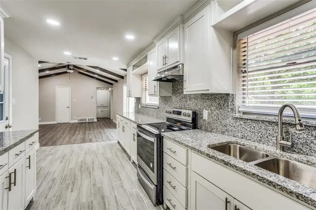 $329,000 | 702 Chestnut Drive, Arlington, TX 76012