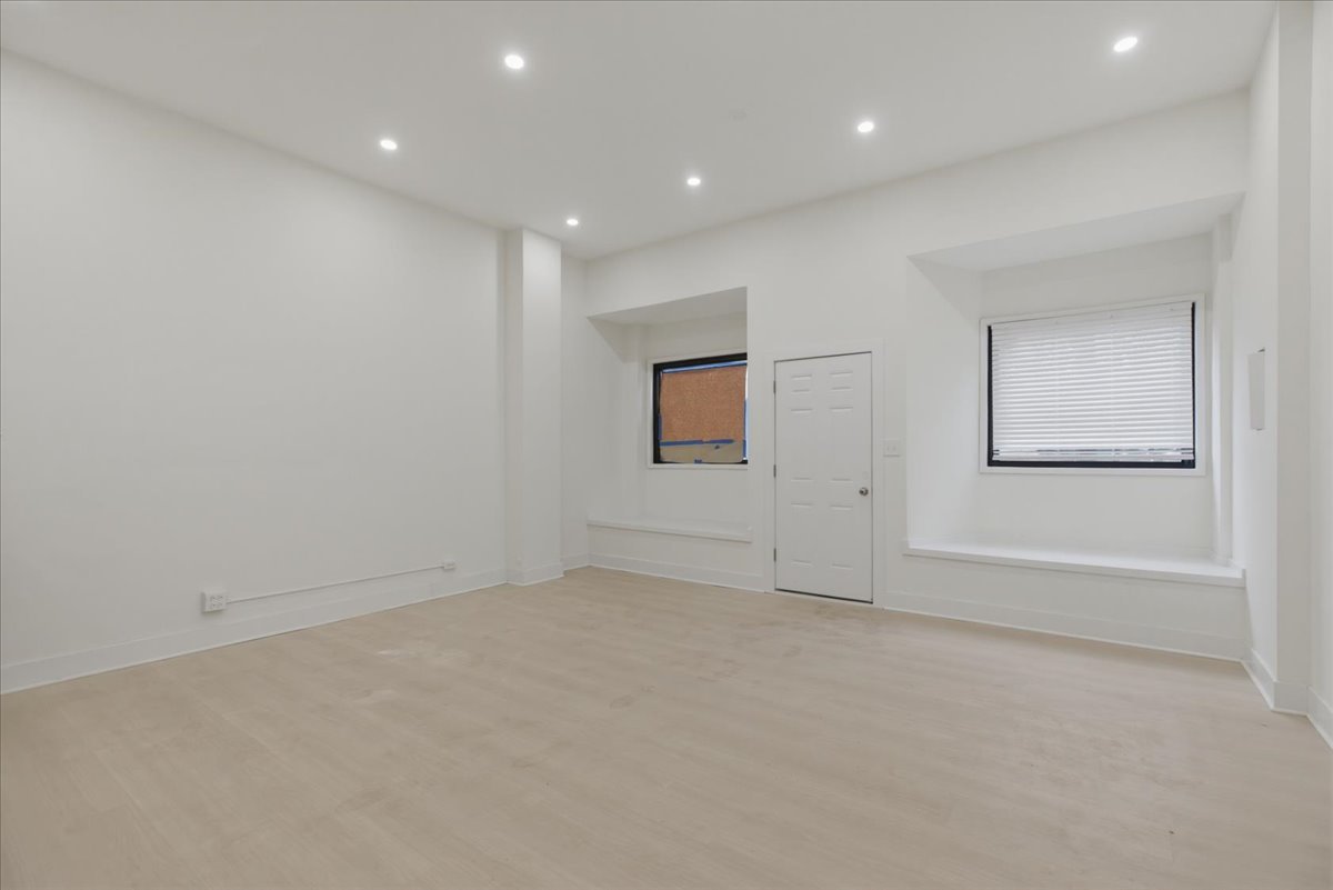 2234 West Irving Park Road, Unit 1 Chicago, IL 60618 - Photo 3 of 11