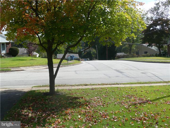 118 Barren Road Newtown Square, PA 19073 - Photo 16 of 21 View from Front Door