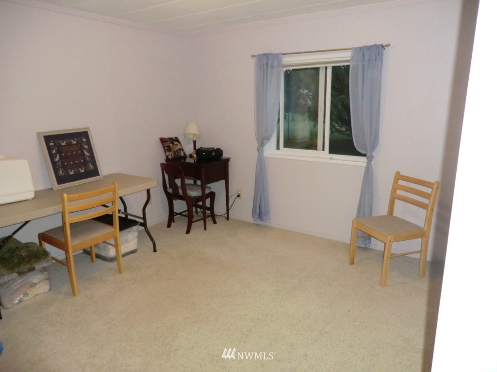 17214 Shantra Lane Southwest Rochester, WA 98579 - Photo 12 of 18