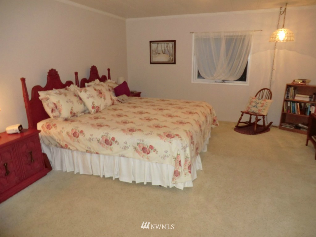 17214 Shantra Lane Southwest Rochester, WA 98579 - Photo 10 of 18