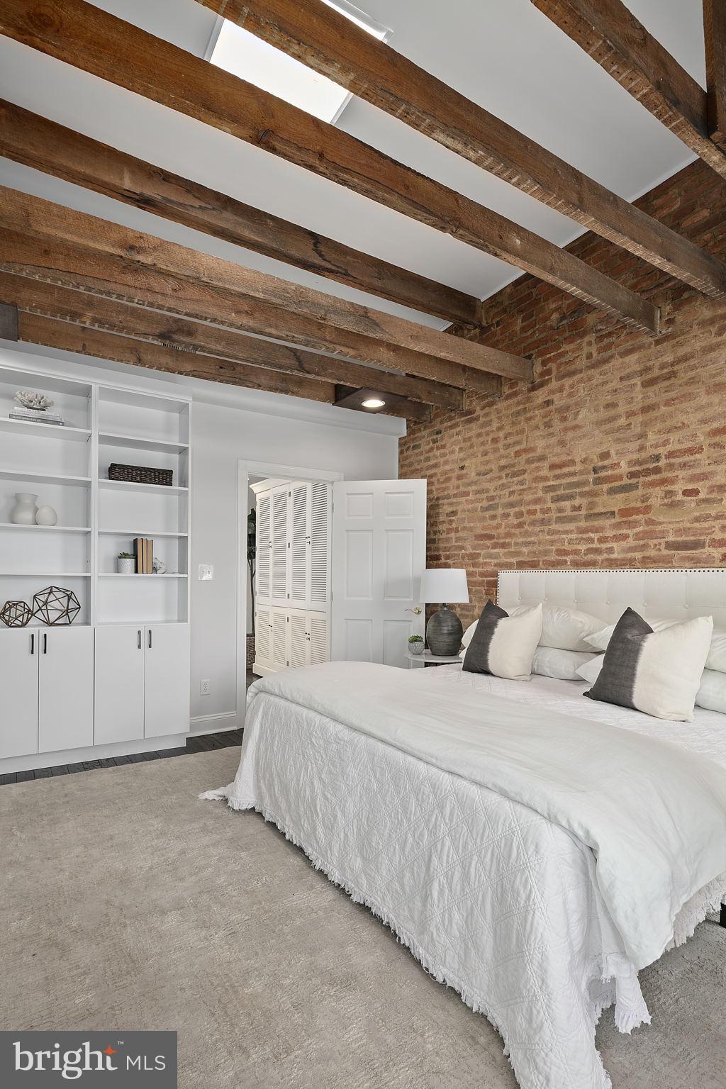 523 F Street Northeast Washington, DC 20002 - Photo 26 of 38 Exposed beams