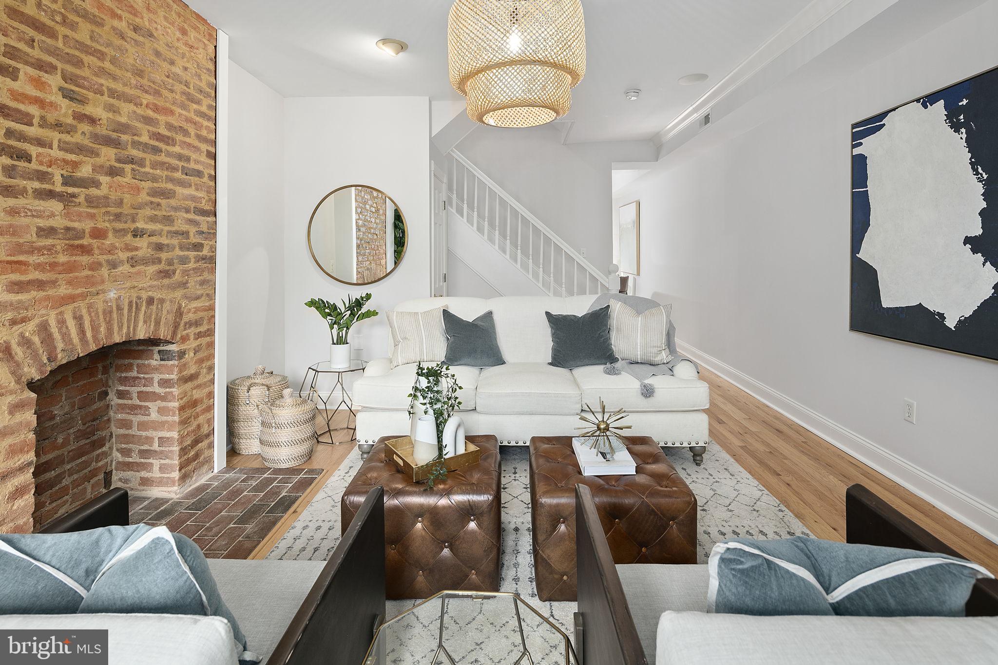 523 F Street Northeast Washington, DC 20002 - Photo 4 of 38 Hardwood floors