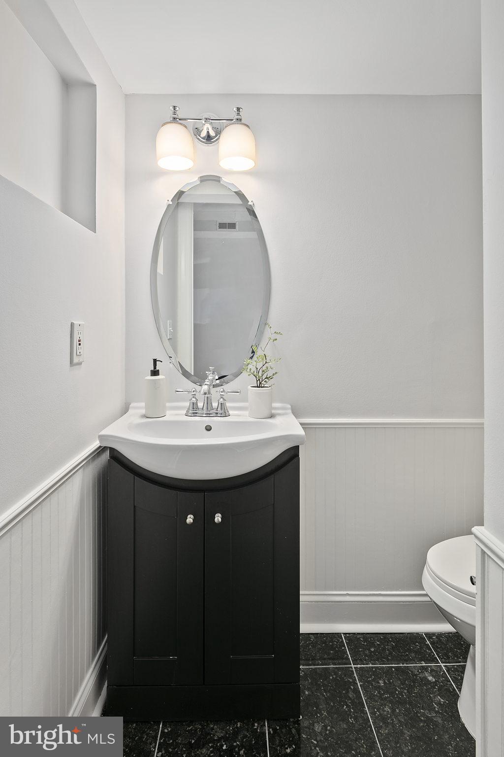 523 F Street Northeast Washington, DC 20002 - Photo 7 of 38 Powder room