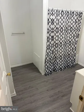 $2,325 | 215 West Airy Street, Norristown, PA 19401