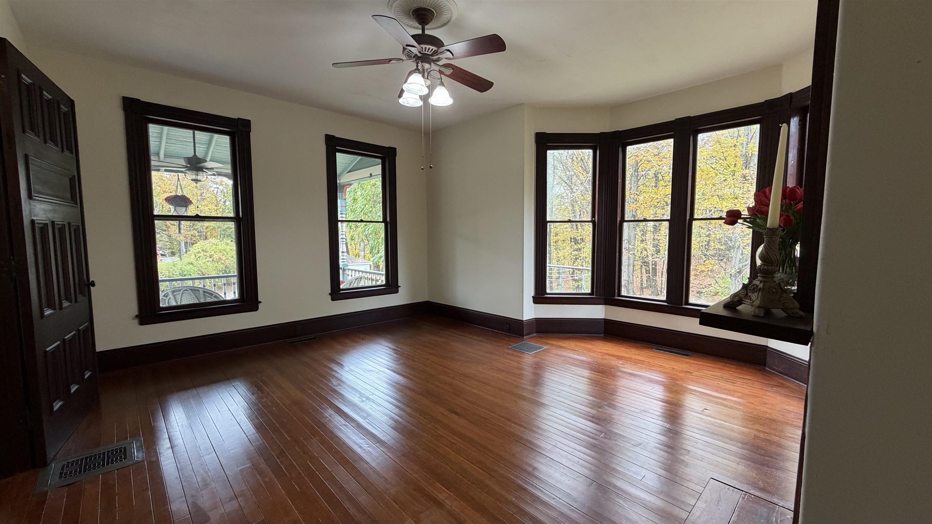 28 Maple Square Franklin, NH 03235 - Photo 5 of 52