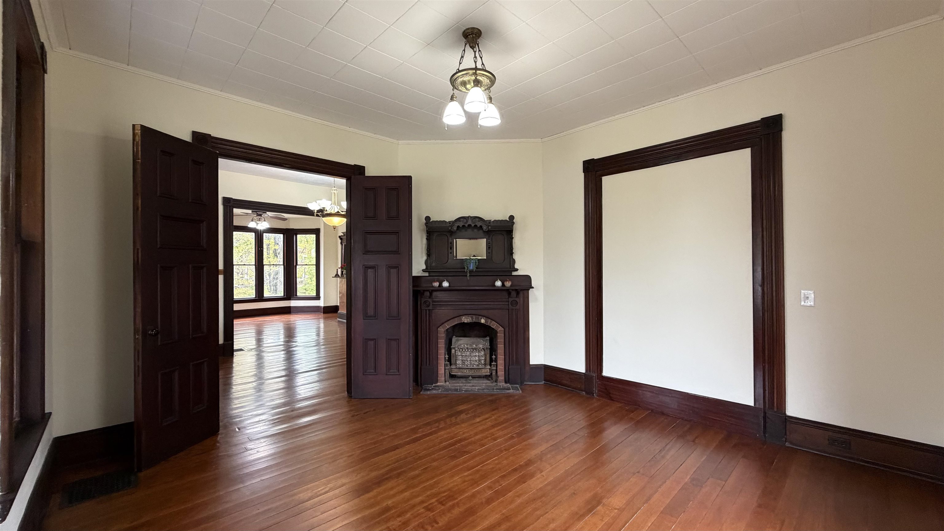 28 Maple Square Franklin, NH 03235 - Photo 8 of 52