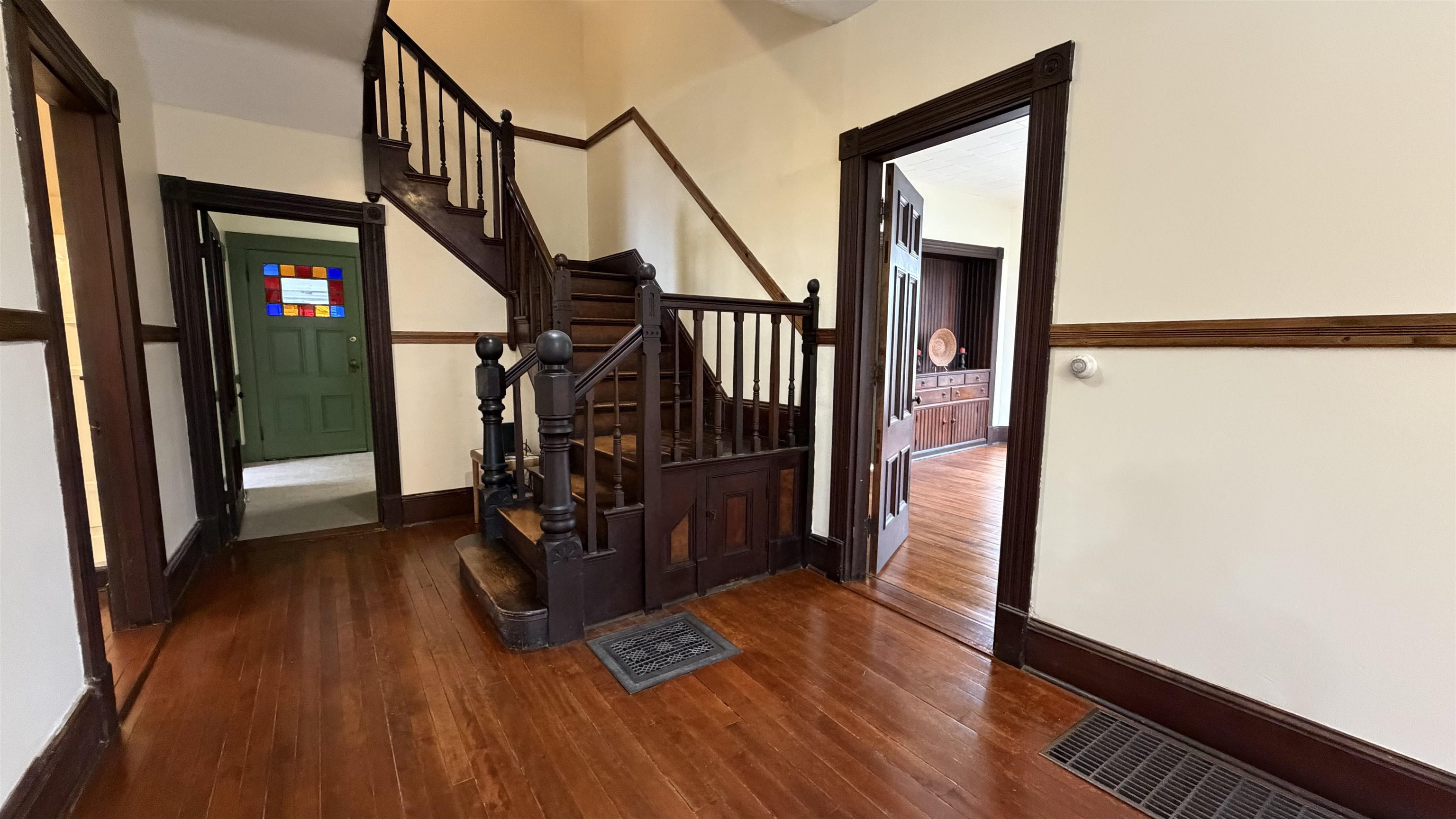 28 Maple Square Franklin, NH 03235 - Photo 9 of 52