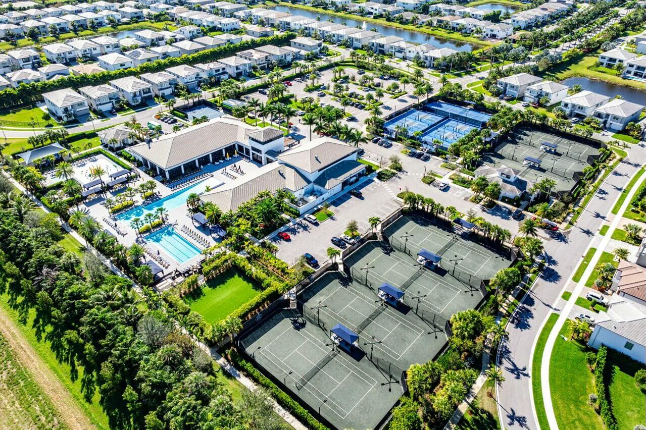 8263 Oceanus Drive Boca Raton, FL 33496 - Photo 59 of 76 CLUB!