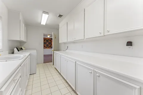 $1,000,000 | 5135 Edloe Street, Houston, TX 77005