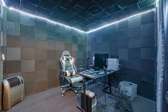 $899,900 | 202 English Lane, Northfield, NJ 08225