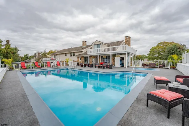 $899,900 | 202 English Lane, Northfield, NJ 08225