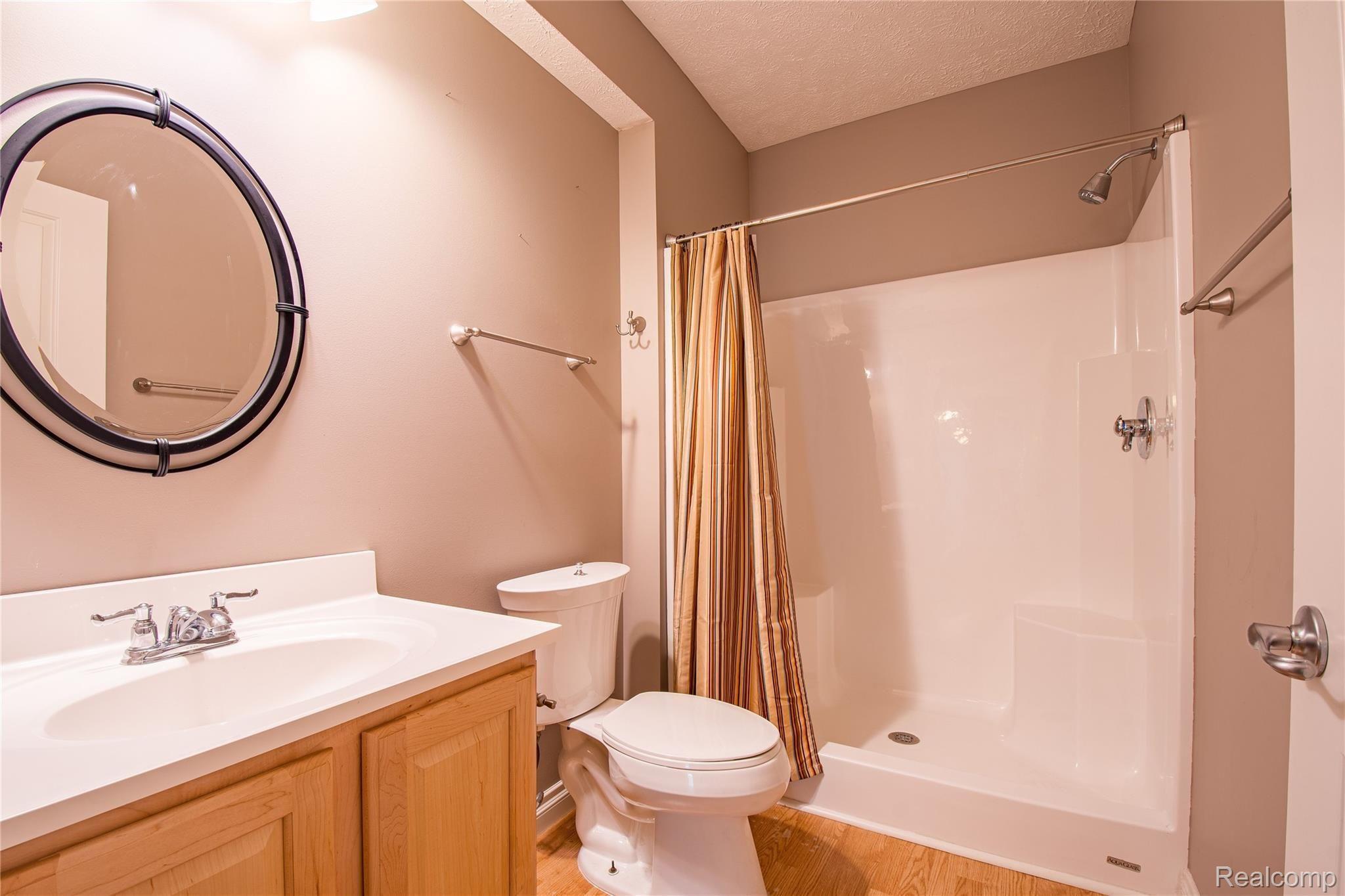 3116 Ridley Way Howell, MI 48843 - Photo 42 of 48 UtZ9WDGA.jpeg