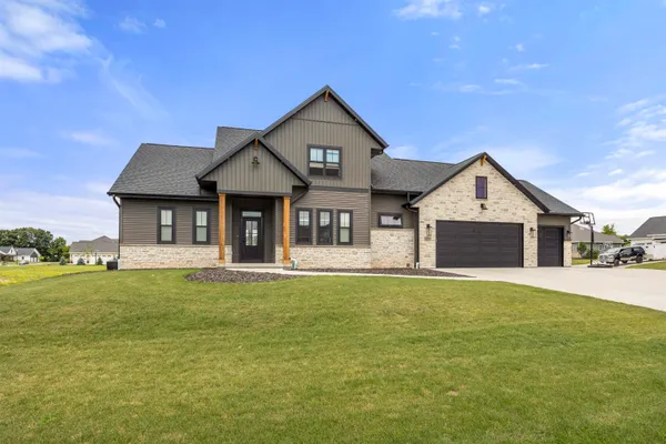 $949,900 | 4295 North Bountiful Lane, Appleton, WI 54913