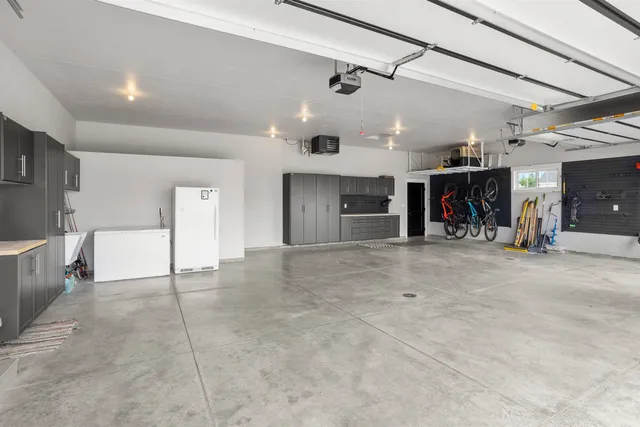 $994,900 | 4295 North Bountiful Lane, Appleton, WI 54913