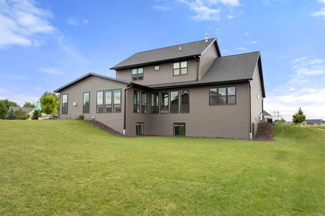 $994,900 | 4295 North Bountiful Lane, Appleton, WI 54913