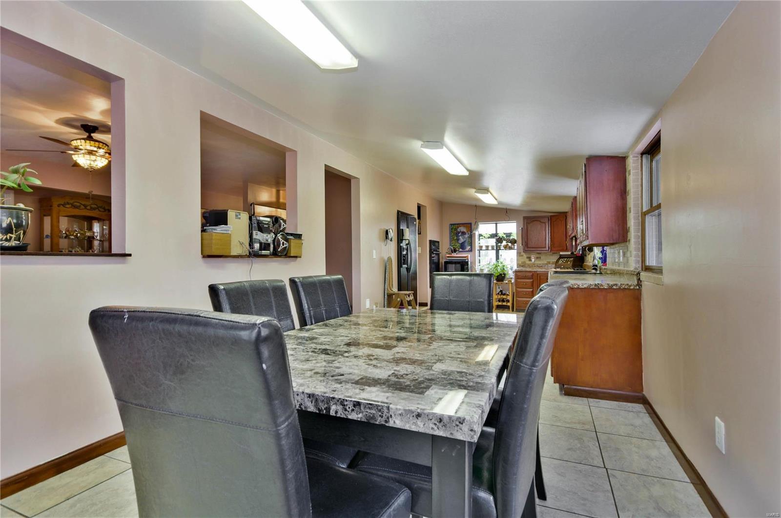 112 South Mulberry Road Collinsville, IL 62234 - Photo 14 of 27 Gallery Image 14