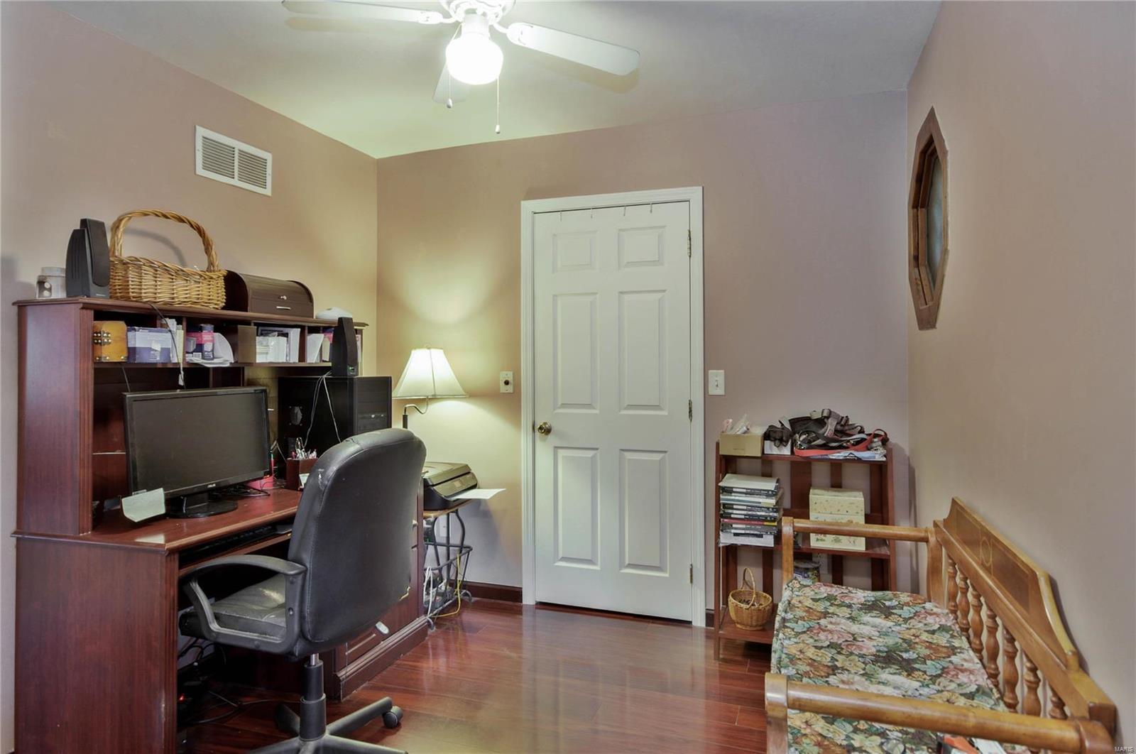 112 South Mulberry Road Collinsville, IL 62234 - Photo 18 of 27 Gallery Image 18