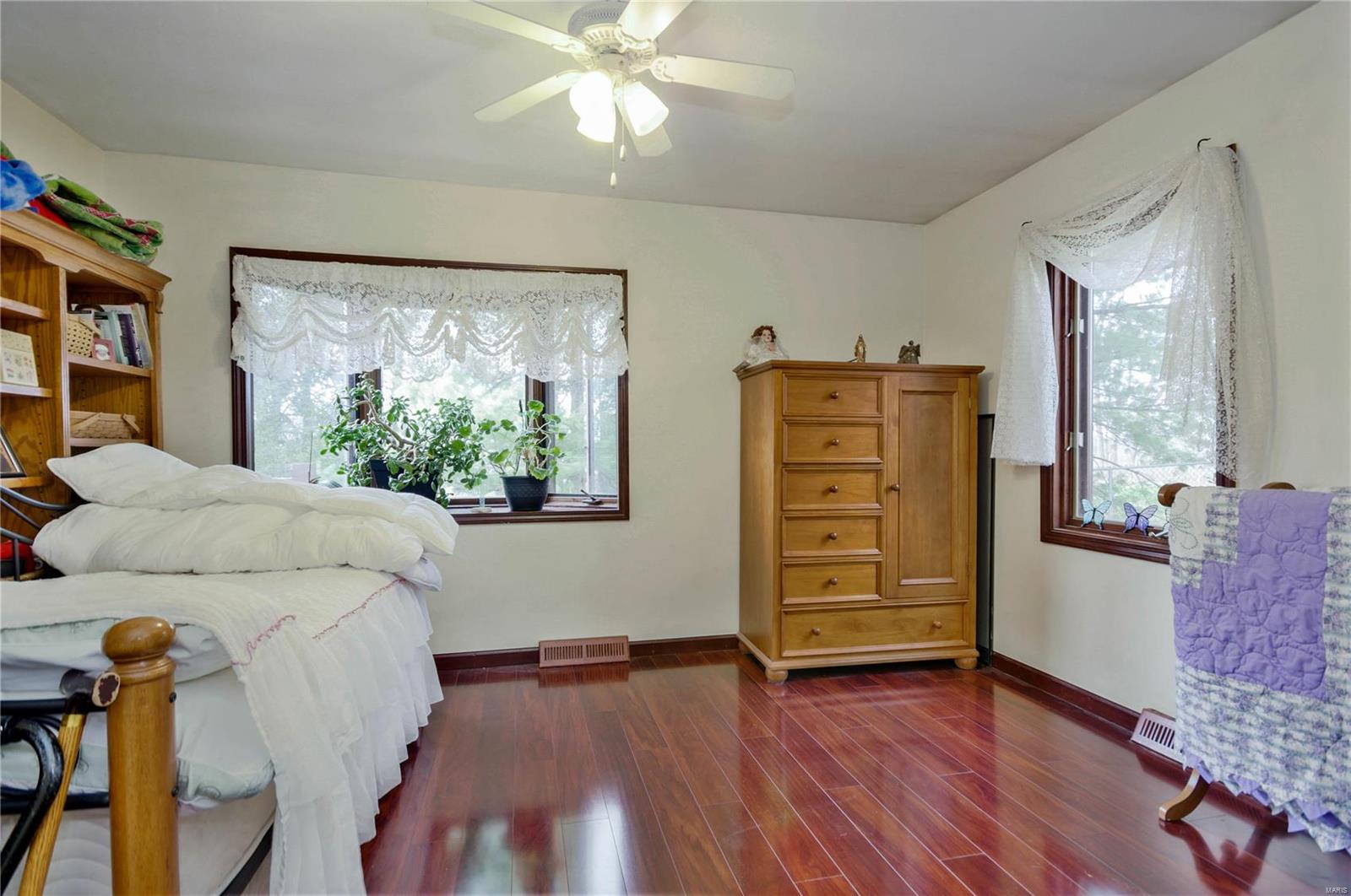 112 South Mulberry Road Collinsville, IL 62234 - Photo 19 of 27 Gallery Image 19