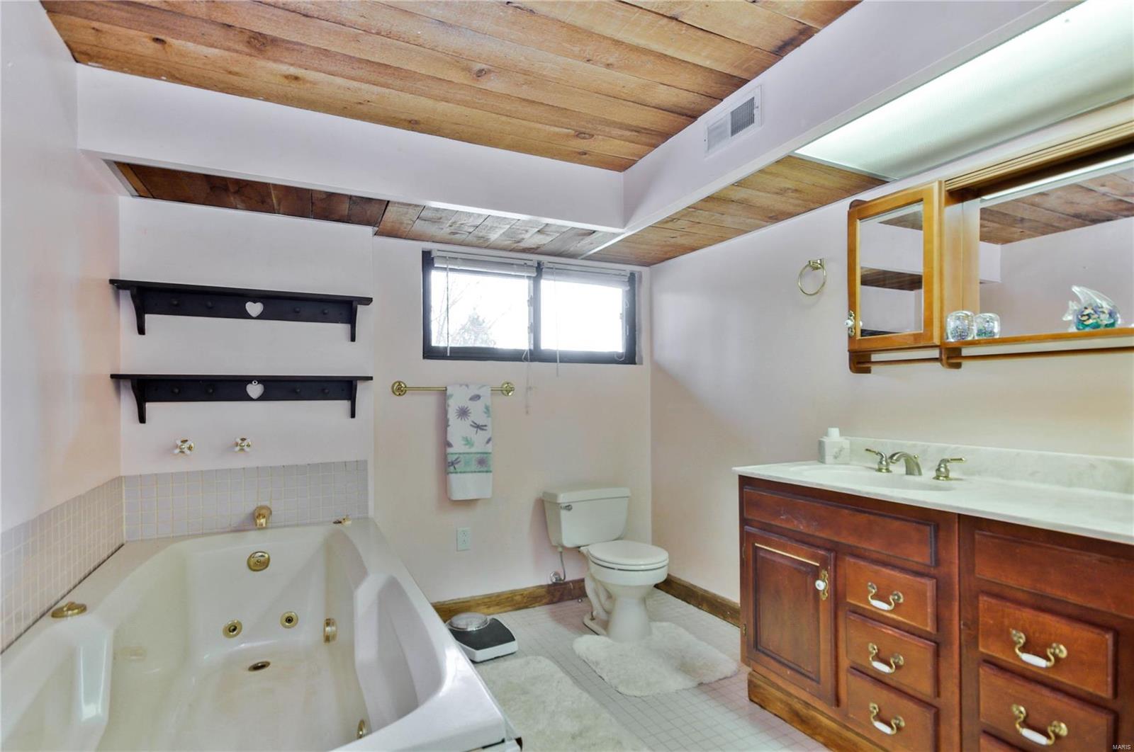 112 South Mulberry Road Collinsville, IL 62234 - Photo 25 of 27 Gallery Image 25