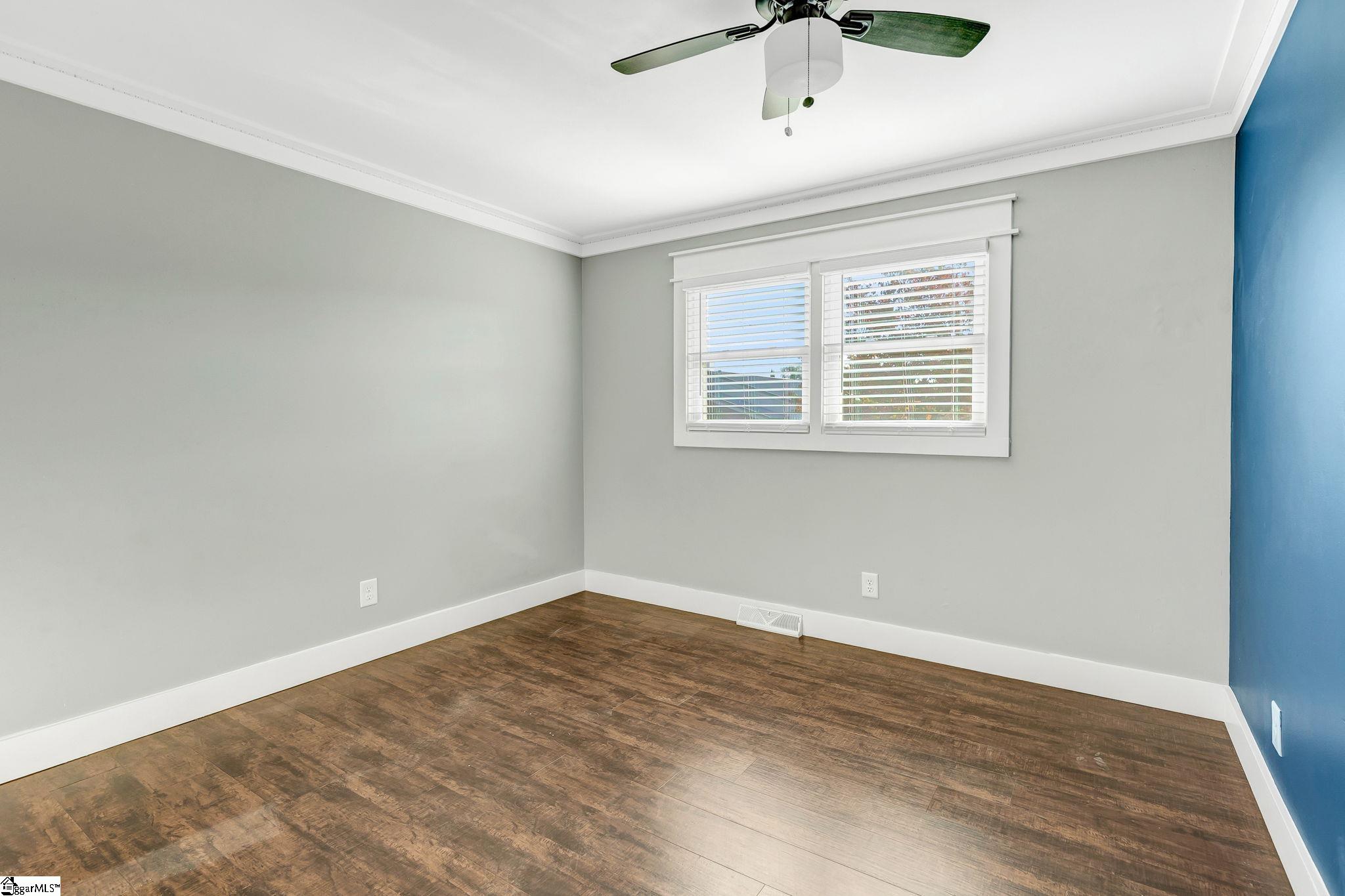 907 Highway 14 Simpsonville, SC 29681 - Photo 16 of 21
