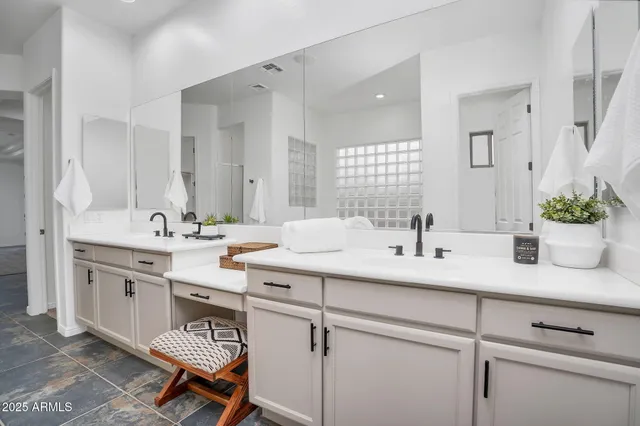 $4,000 | 4756 East Ironhorse Road, Gilbert, AZ 85297