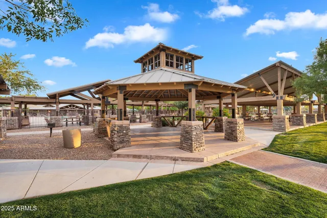 $4,000 | 4756 East Ironhorse Road, Gilbert, AZ 85297