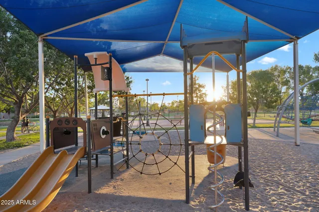 $4,000 | 4756 East Ironhorse Road, Gilbert, AZ 85297