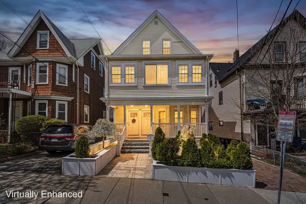 $1,285,000 | 19 Conwell Street, Unit 2, Somerville, MA 02143