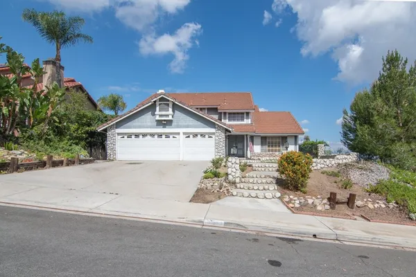 $739,000 | 16668 Lake Knoll Parkway, Riverside, CA 92503