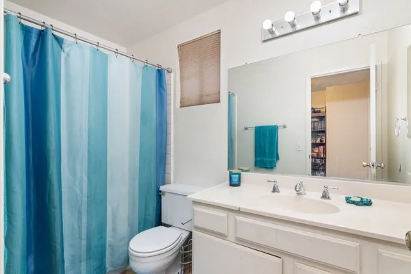 $739,000 | 16668 Lake Knoll Parkway, Riverside, CA 92503