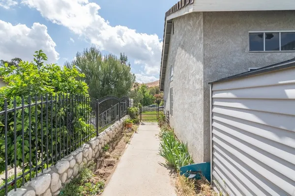 $739,000 | 16668 Lake Knoll Parkway, Riverside, CA 92503