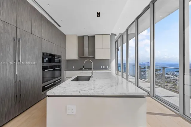 $8,950,000 | 2675 South Bayshore Drive, Unit 1602S, Miami, FL 33133