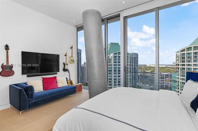 $8,950,000 | 2675 South Bayshore Drive, Unit 1602S, Miami, FL 33133