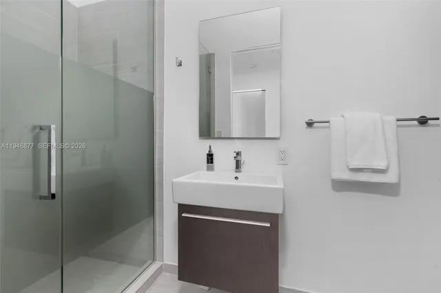 $8,950,000 | 2675 South Bayshore Drive, Unit 1602S, Miami, FL 33133