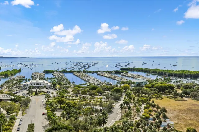 $8,950,000 | 2675 South Bayshore Drive, Unit 1602S, Miami, FL 33133