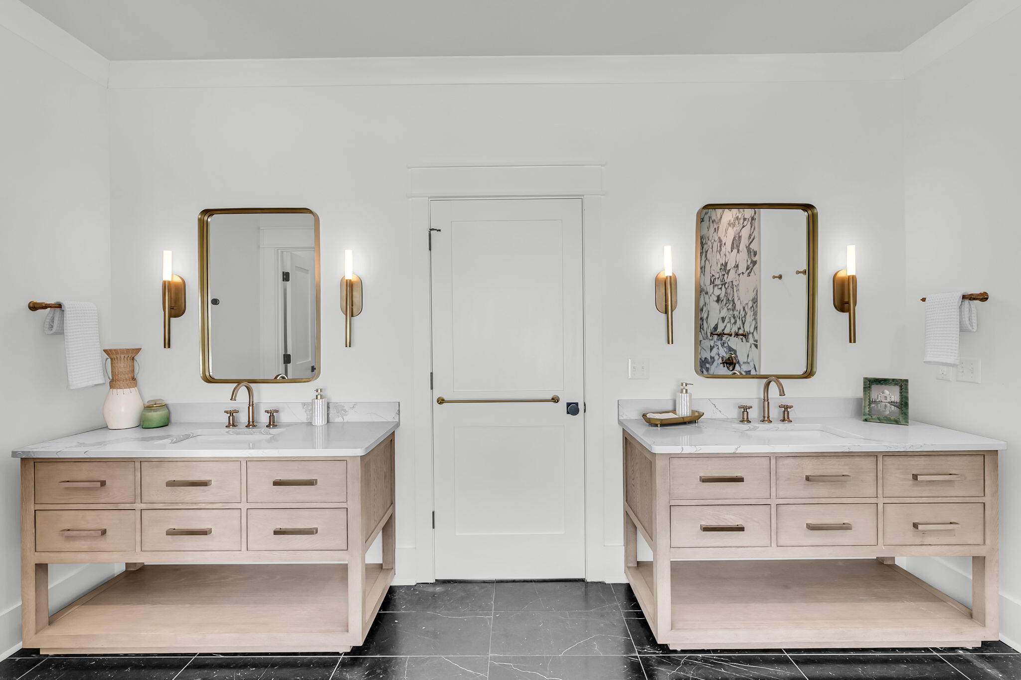 546 Center Street Mount Pleasant, SC 29464 - Photo 26 of 58