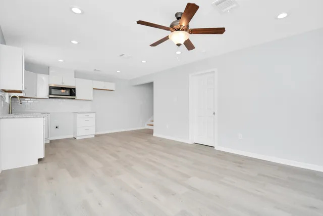 $1,695 | 8595 Parkway Drive, Unit C, Houston, TX 77088