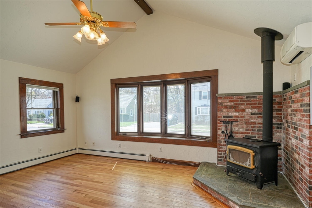 4 Ellery Road Waltham, MA 02453 - Photo 5 of 42 Gallery Image 5