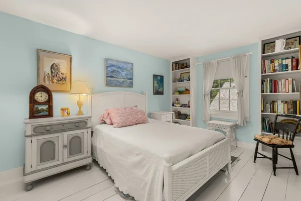 $1,280,000 | 4 Elm Hill Road, Peterborough, NH 03458
