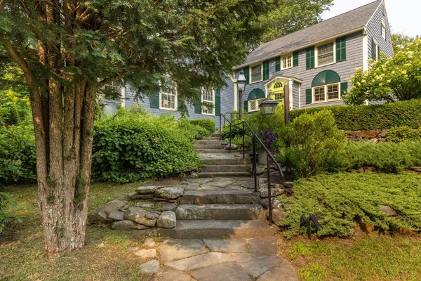 $1,280,000 | 4 Elm Hill Road, Peterborough, NH 03458