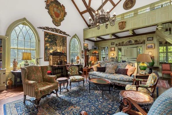 $1,280,000 | 4 Elm Hill Road, Peterborough, NH 03458