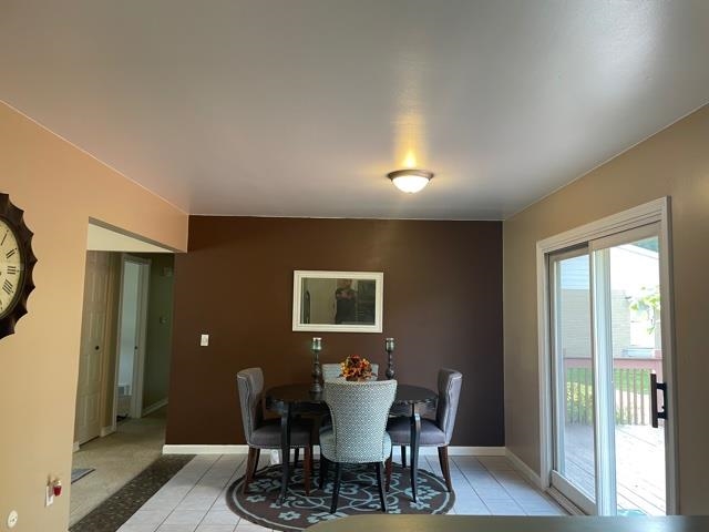 327 East River Road Flushing, MI 48433 - Photo 5 of 19 50049944-4.JPG